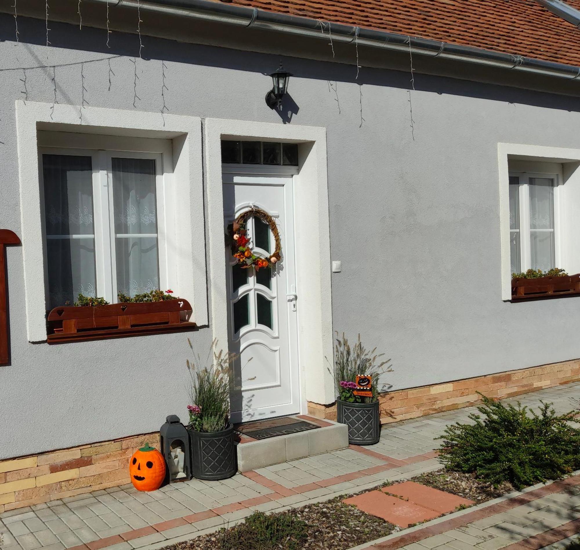 Borostyankut Wellness Home Bakonybel Exterior photo